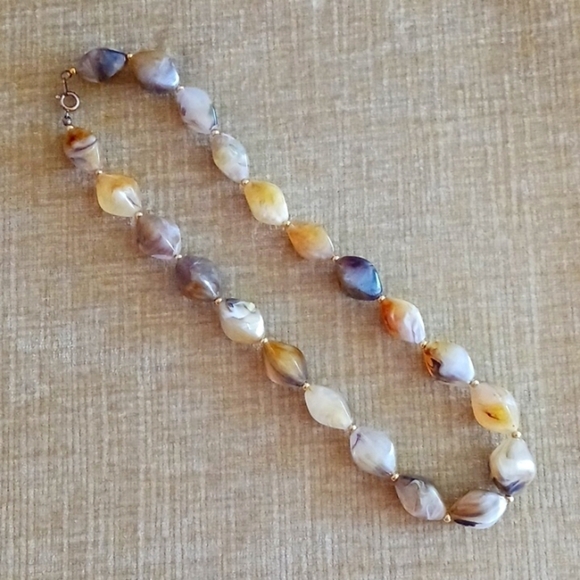Gold Tone Marbled Beaded Necklace - Picture 2 of 7